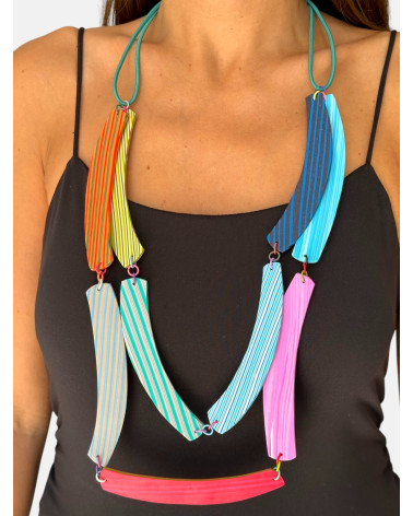 COLLAR NAVAJAS