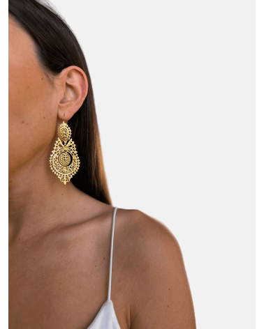 PENDIENTES BRINCOS À RAINHA CHAPADOS