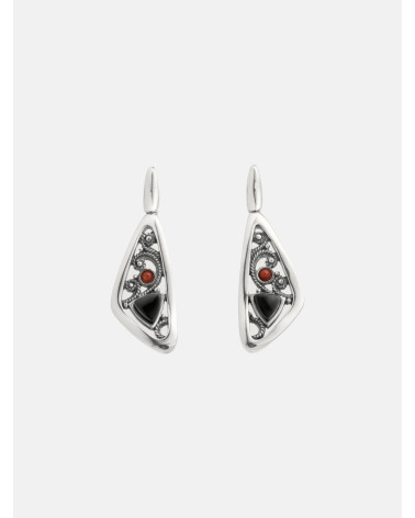 PENDIENTES AZABACHE Y CORAL BARRA