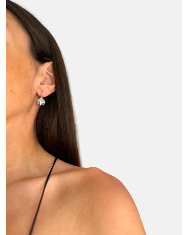 PENDIENTES CONCHA GANCHO