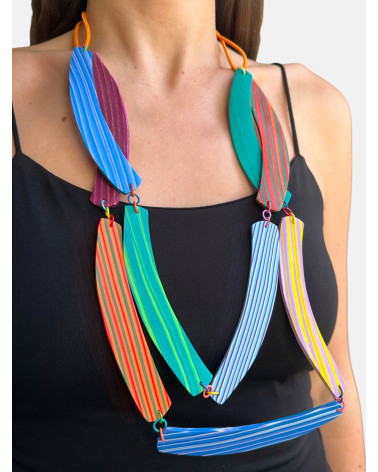 COLLAR NAVAJAS