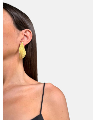 PENDIENTES ONARIA GRANDES DORADOS
